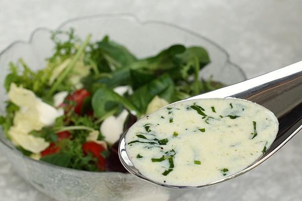 Salad Dressing with Yoghurt (without Cream) Suitable for All Salads