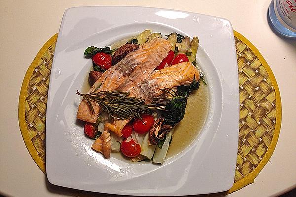 Salmon and Vegetable Parcel