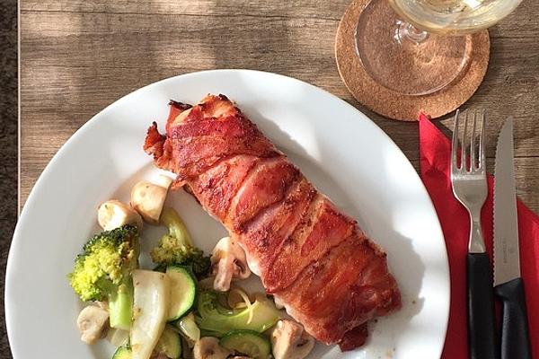 Salmon Wrapped in Bacon, with Spicy Stir-fried Vegetables and Feta Cheese