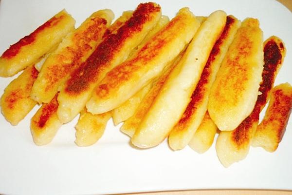 Schopperl – Finger Noodles Made from Potato Dough with Two Variations