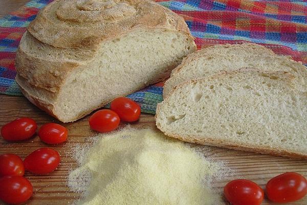 Semolina Bread with Yeast and Whey