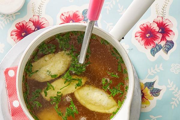 Semolina Dumpling Soup with Parsley