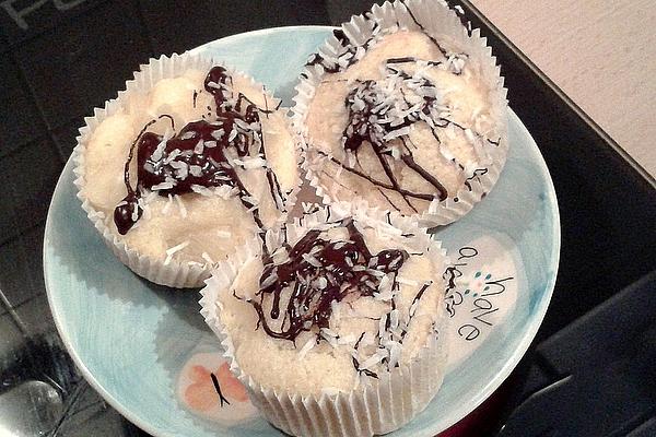 Semolina – Pineapple – Coconut Muffins