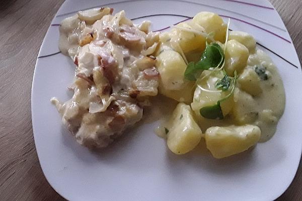 Simple Bouillon Potatoes with Cream Cheese