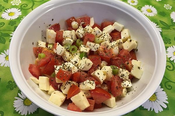 Simple Tomato and Mozzarella Salad