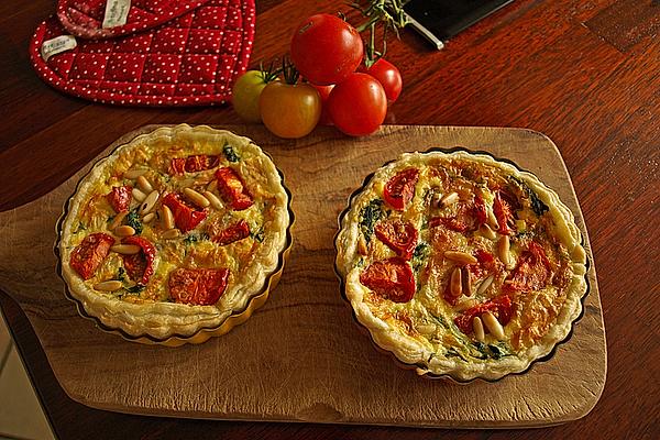 Small Spinach Gorgonzola Quiches