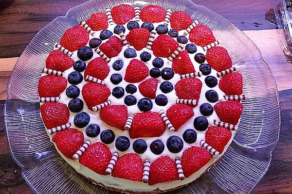 Sour Cream – Strawberry Cake