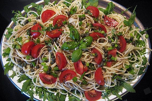 Spaghetti Salad with Arugula and Tomatoes