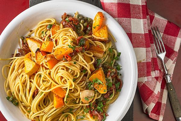 Spaghetti with Baked Butternut Squash