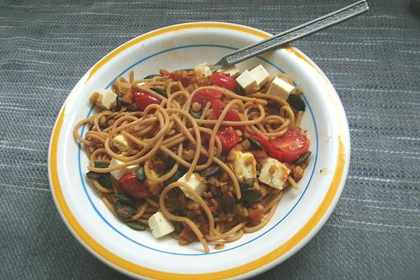 Spaghetti with Lentils, Cherry Tomatoes and Feta Cheese