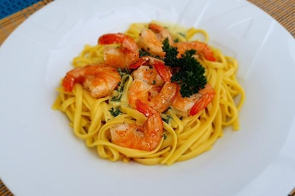 Spaghetti with Prawns in Lemon Butter Sauce