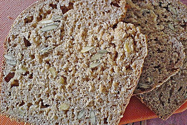 Spelled Buckwheat Bread in Roman Pot