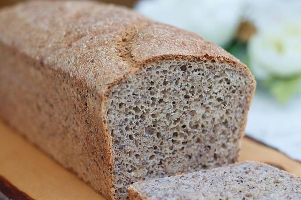 Spelled Buckwheat Bread with Chia Seeds