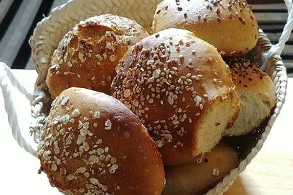 Spelled Rolls, Simple and Delicious