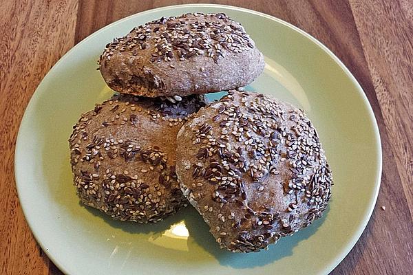 Spelled Rolls with Sunflower Seeds, Flax Seeds and Sesame Seeds