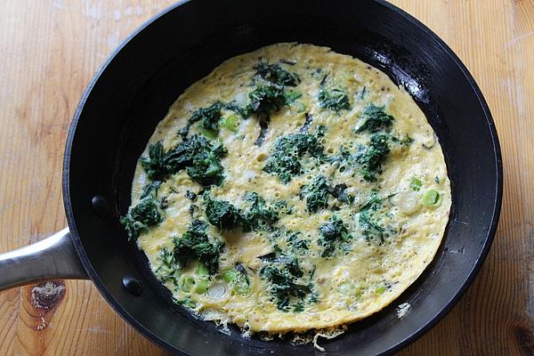Spinach and Basil Omelette