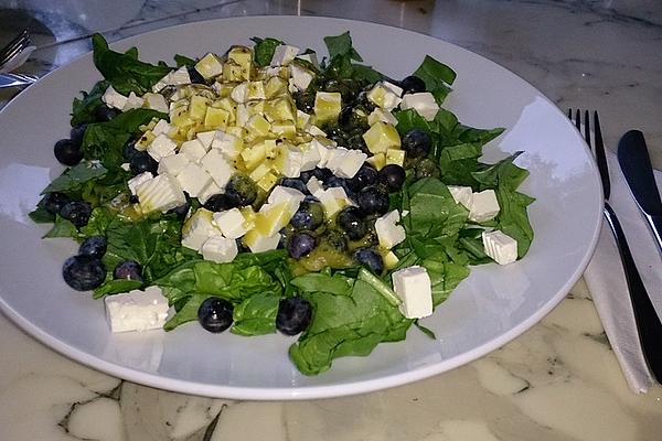 Spinach Salad with Sheep Cheese and Blueberries