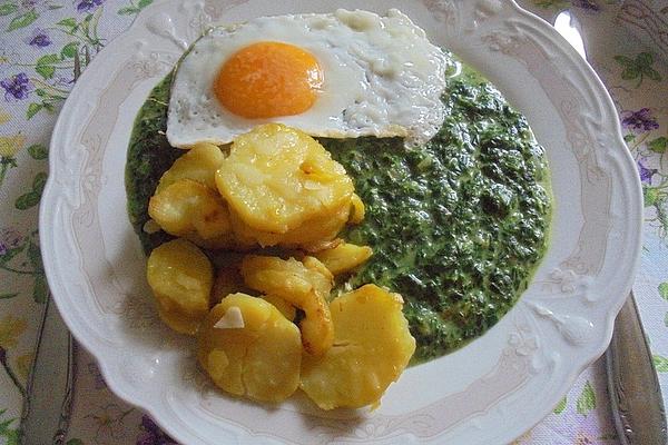 Spinach with Cheese and Egg