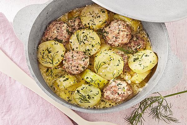 Stewed Cucumbers with Meatballs