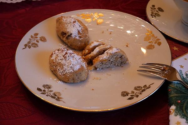 Stollen Canapes