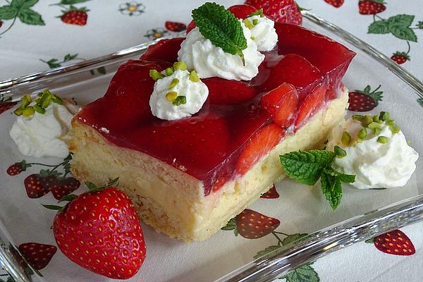 Strawberry Cheesecake Slices