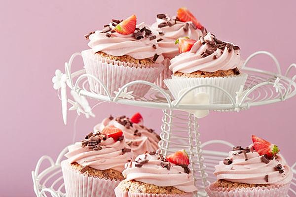 Strawberry Chocolate Nut Cupcake