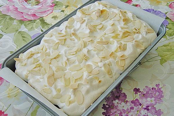 Strawberry Meringue Slices