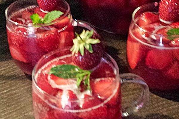 Strawberry Punch with Beer and Wine