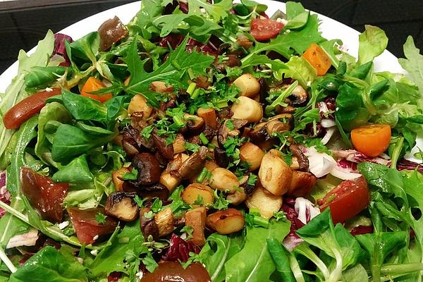 Summer Salad with Fried Mushrooms