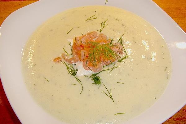 Summery Cucumber Soup with Smoked Salmon