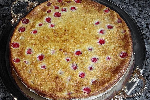 Sunken Cherry Cake with Cream Topping