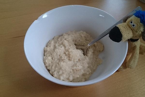 Sweet Millet Porridge with Goat Milk