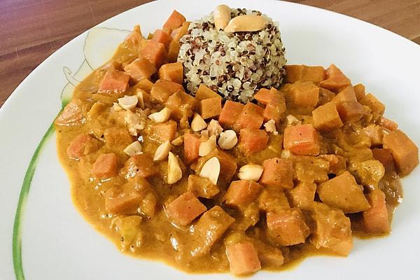 Sweet Potato Curry with Coconut and Peanut Sauce