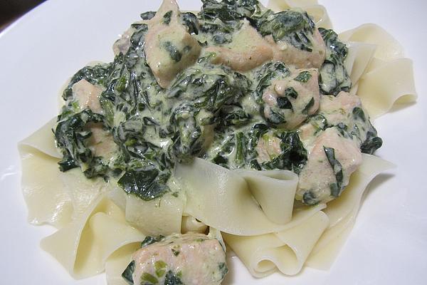 Tagliatelle with Fresh Spinach and Salmon