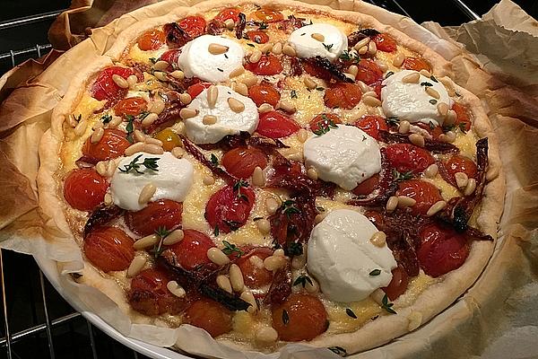 Tart with Cherry Tomatoes and Goat Cheese