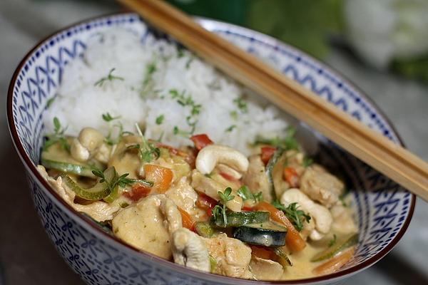 Thai Coconut-vegetable-chicken-curry
