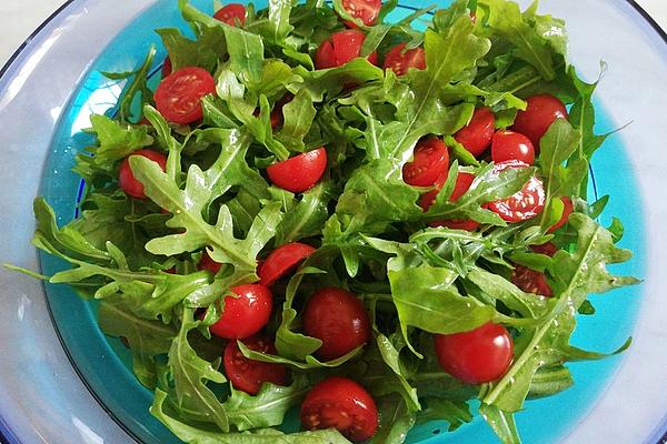 Tomato and Rocket Salad