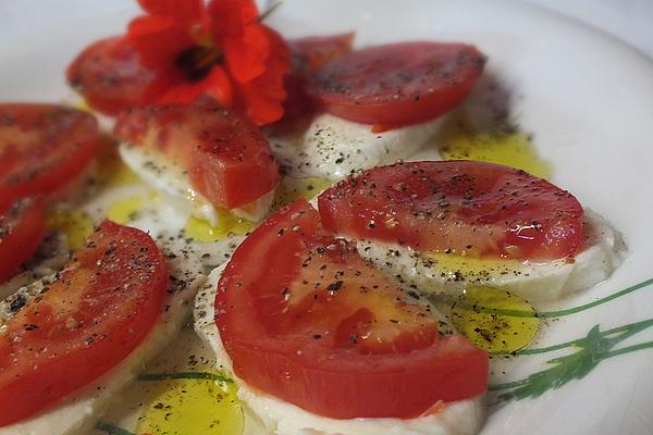 Tomato – Mozzarella Salad with Balsamic Dressing