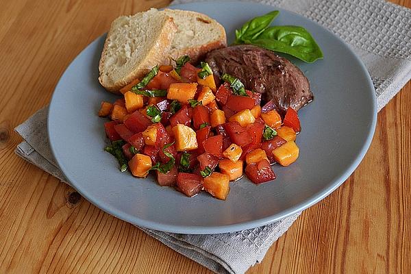 Tomato – Papaya – Salad with Basil
