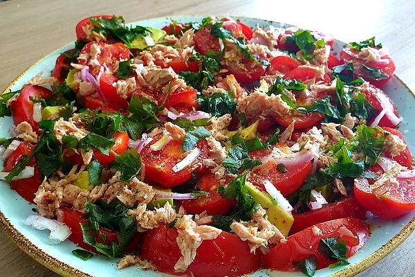 Tomato Salad with Red Onions, Coriander, Avocado and Olive Oil