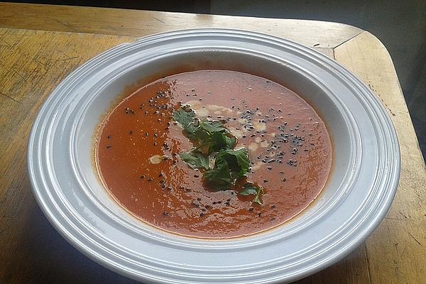Tomato Soup with Apple and Ginger