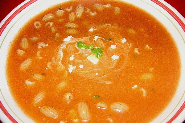 Tomato Soup with Mozzarella and Pasta