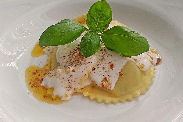 Tortellini or Manti with Yoghurt Butter Paprika Sauce
