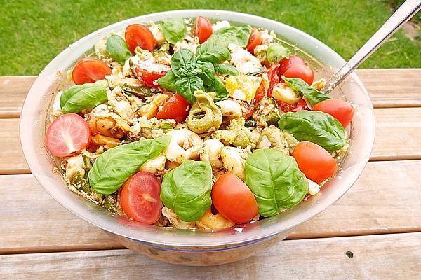 Tortellini Salad with Pesto