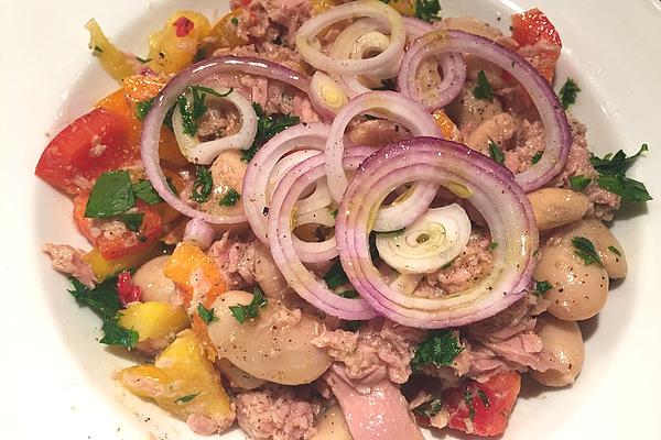 Tuna Salad with Broad White Beans