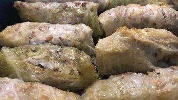 Kapuska – Turkish White Cabbage Pan with Minced Meat and Rice