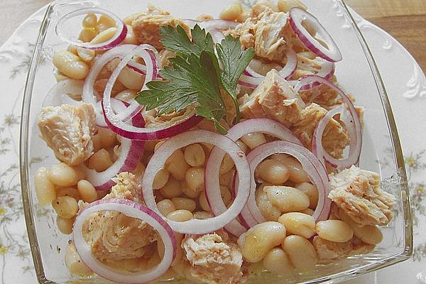 Tuscan Tuna Salad with Beans and Onions