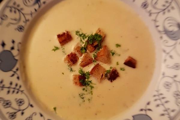 Tyrolean Gray Cheese Soup