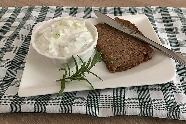 Tzatziki with Skyr