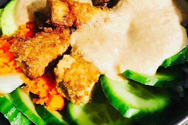 Vegan Poké Bowl with Crispy Tofu and Garlic Coconut Sauce